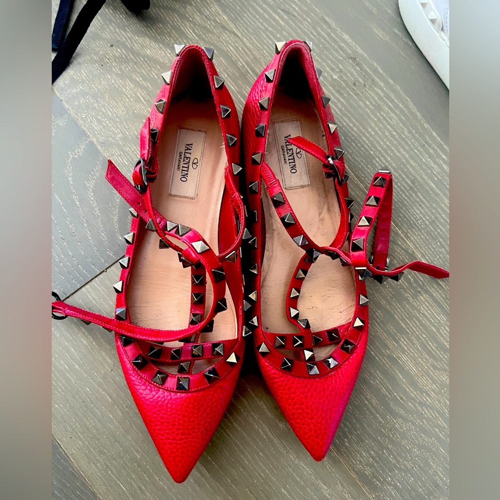 Valentino flat shoes